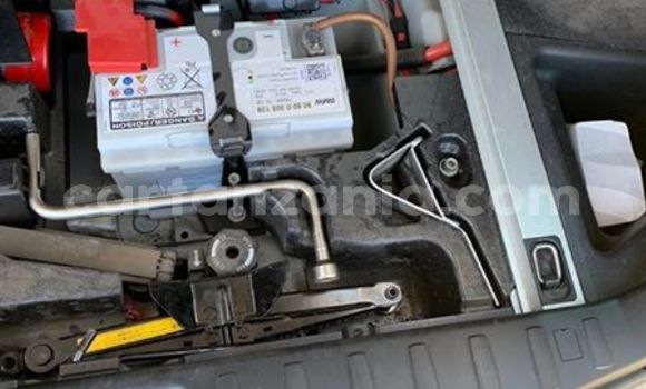 Nunua Ilio tumika BMW X3 Fedha Gari ndani ya Dar es Salaam nchini Dar es Salaam Nunua Ilio tumika BMW X3 Fedha Gari ndani ya Dar es Salaam nchini Dar es Salaam