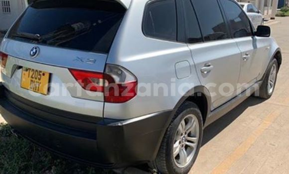 Nunua Ilio tumika BMW X3 Fedha Gari ndani ya Dar es Salaam nchini Dar es Salaam Nunua Ilio tumika BMW X3 Fedha Gari ndani ya Dar es Salaam nchini Dar es Salaam