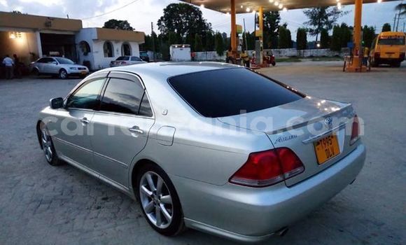 Nunua Ilio tumika Toyota Crown Fedha Gari ndani ya Dar es Salaam nchini Dar es Salaam Nunua Ilio tumika Toyota Crown Fedha Gari ndani ya Dar es Salaam nchini Dar es Salaam