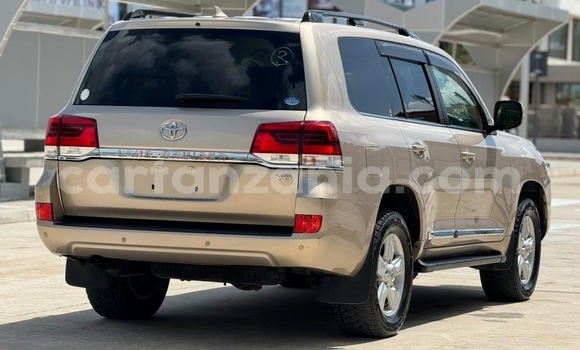 Buy Import Toyota Land Cruiser Beige Car in Dar es Salaam in Dar es Salaam Buy Import Toyota Land Cruiser Beige Car in Dar es Salaam in Dar es Salaam
