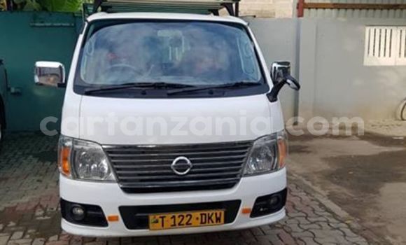 Nunua Ilio tumika Nissan Caravan Nyeupe Gari ndani ya Dar es Salaam nchini Dar es Salaam Nunua Ilio tumika Nissan Caravan Nyeupe Gari ndani ya Dar es Salaam nchini Dar es Salaam
