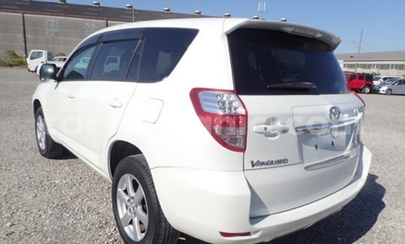 Nunua Imported Toyota Vanguard Nyeupe Gari ndani ya Dar es Salaam nchini Dar es Salaam Nunua Imported Toyota Vanguard Nyeupe Gari ndani ya Dar es Salaam nchini Dar es Salaam