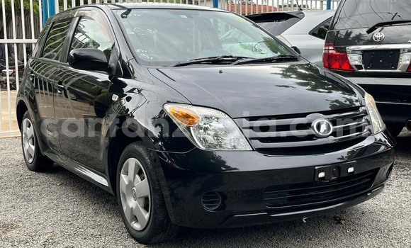 Buy New Toyota IST Black Car in Dar es Salaam in Dar es Salaam