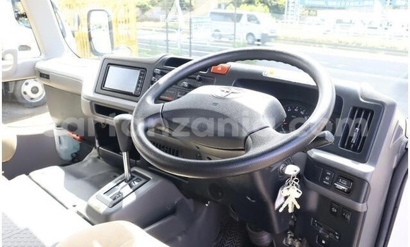 Buy Used Toyota Coaster White Car in Dar es Salaam in Dar es Salaam Buy Used Toyota Coaster White Car in Dar es Salaam in Dar es Salaam