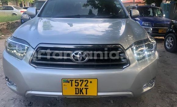Nunua Ilio tumika Toyota Kluger Fedha Gari ndani ya Dar es Salaam nchini Dar es Salaam Nunua Ilio tumika Toyota Kluger Fedha Gari ndani ya Dar es Salaam nchini Dar es Salaam