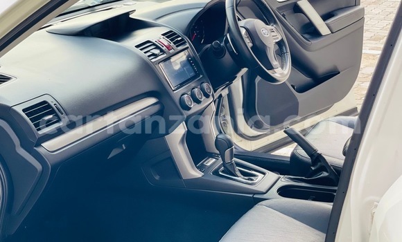 Nunua Imported Subaru Forester Nyeupe Gari ndani ya Dar es Salaam nchini Dar es Salaam Nunua Imported Subaru Forester Nyeupe Gari ndani ya Dar es Salaam nchini Dar es Salaam