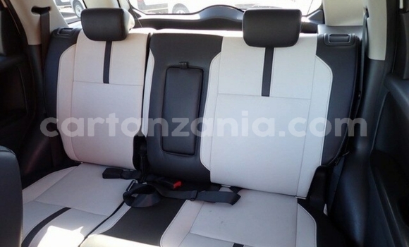 Buy Import Suzuki SX4 White Car in Dar es Salaam in Dar es Salaam Buy Import Suzuki SX4 White Car in Dar es Salaam in Dar es Salaam