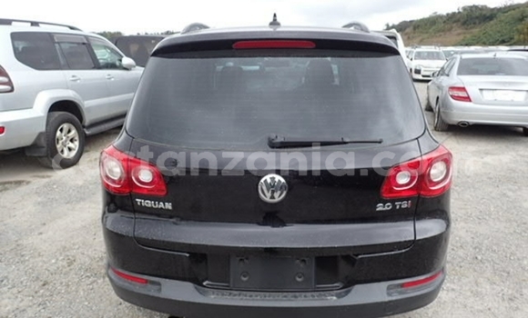 Nunua Imported Volkswagen Tiguan Nyeusi Gari ndani ya Dar es Salaam nchini Dar es Salaam Nunua Imported Volkswagen Tiguan Nyeusi Gari ndani ya Dar es Salaam nchini Dar es Salaam