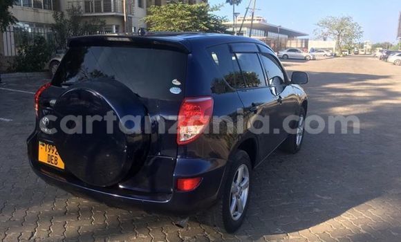 Nunua Ilio tumika Toyota RAV4 Bluu Gari ndani ya Dar es Salaam nchini Dar es Salaam Nunua Ilio tumika Toyota RAV4 Bluu Gari ndani ya Dar es Salaam nchini Dar es Salaam