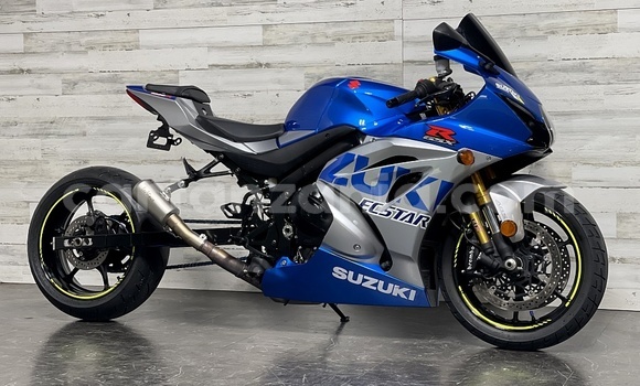 Nunua Ilio tumika Suzuki GSX Bluu Bike ndani ya Biharamulo nchini Kagera Nunua Ilio tumika Suzuki GSX Bluu Bike ndani ya Biharamulo nchini Kagera