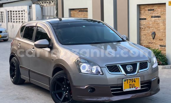 Buy Used Nissan Dualis Beige Car in Dar es Salaam in Dar es Salaam