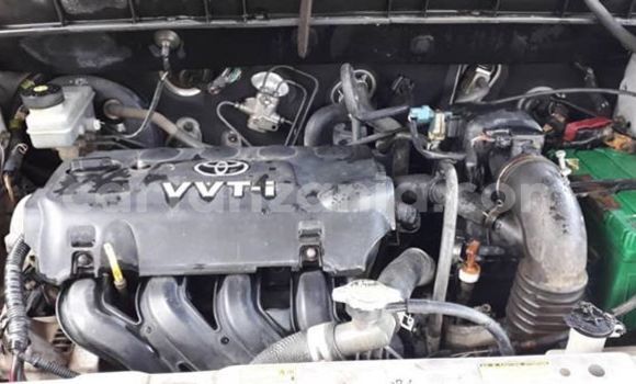 Nunua Ilio tumika Toyota FunCargo Fedha Gari ndani ya Dar es Salaam nchini Dar es Salaam Nunua Ilio tumika Toyota FunCargo Fedha Gari ndani ya Dar es Salaam nchini Dar es Salaam