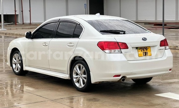 Nunua Ilio tumika Subaru Legacy Nyeupe Gari ndani ya Dar es Salaam nchini Dar es Salaam Nunua Ilio tumika Subaru Legacy Nyeupe Gari ndani ya Dar es Salaam nchini Dar es Salaam