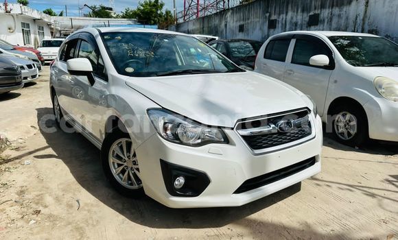 Nunua Mpya Subaru Impreza Nyeupe Gari ndani ya Dar es Salaam nchini Dar es Salaam