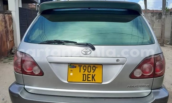 Nunua Ilio tumika Toyota Harrier Nyingine Gari ndani ya Buhigwe nchini Kigoma Nunua Ilio tumika Toyota Harrier Nyingine Gari ndani ya Buhigwe nchini Kigoma