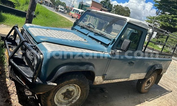 Nunua Ilio tumika Land Rover Defender Nyingine Gari ndani ya Biharamulo nchini Kagera Nunua Ilio tumika Land Rover Defender Nyingine Gari ndani ya Biharamulo nchini Kagera