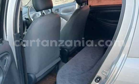 Nunua Ilio tumika Toyota Vitz Nyingine Gari ndani ya Buhigwe nchini Kigoma Nunua Ilio tumika Toyota Vitz Nyingine Gari ndani ya Buhigwe nchini Kigoma