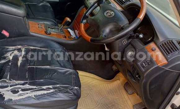 Nunua Ilio tumika Mercedes-Benz C-Classe Nyeupe Gari ndani ya Bariadi nchini Simiyu Nunua Ilio tumika Mercedes-Benz C-Classe Nyeupe Gari ndani ya Bariadi nchini Simiyu