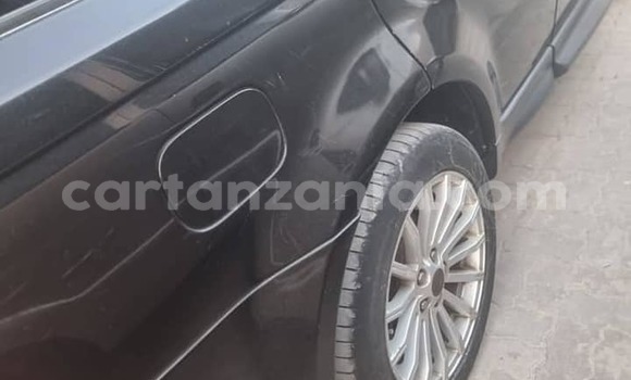 Nunua Ilio tumika Range Rover Range Rover Nyeusi Gari ndani ya Biharamulo nchini Kagera Nunua Ilio tumika Range Rover Range Rover Nyeusi Gari ndani ya Biharamulo nchini Kagera