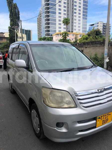 Big with watermark toyota noah simiyu bariadi 20003