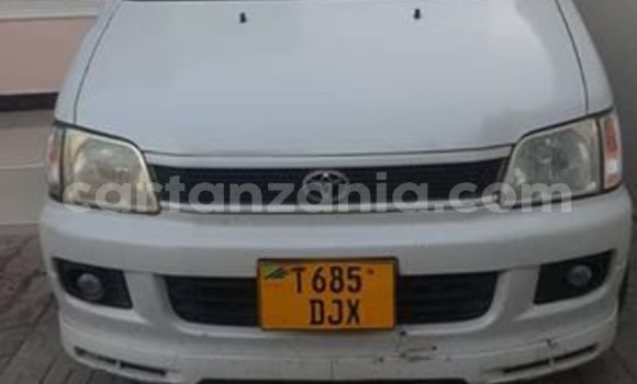 Buy Used Toyota Noah White Car in Dar es Salaam in Dar es Salaam Buy Used Toyota Noah White Car in Dar es Salaam in Dar es Salaam