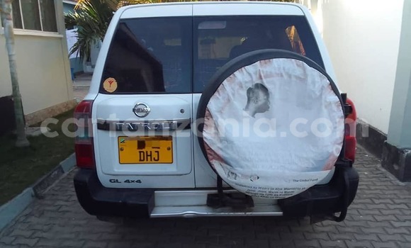 Nunua Ilio tumika Nissan Patrol Nyingine Gari ndani ya Buhigwe nchini Kigoma Nunua Ilio tumika Nissan Patrol Nyingine Gari ndani ya Buhigwe nchini Kigoma