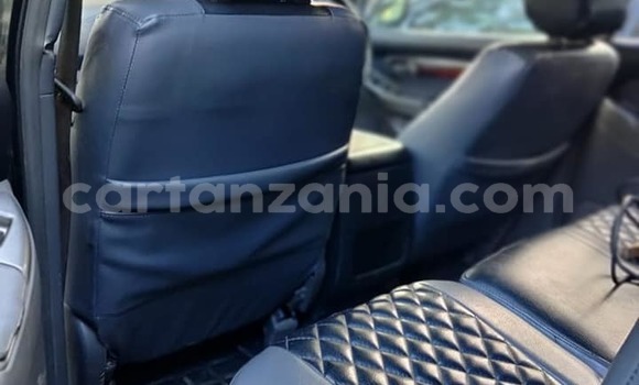 Nunua Ilio tumika Toyota Prado Nyeusi Gari ndani ya Bahi nchini Dodoma Nunua Ilio tumika Toyota Prado Nyeusi Gari ndani ya Bahi nchini Dodoma