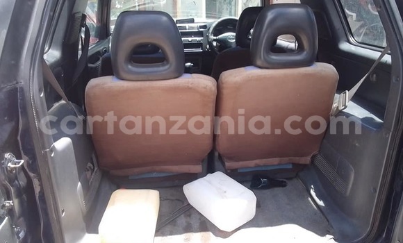 Nunua Ilio tumika Toyota RAV4 Nyeusi Gari ndani ya Bariadi nchini Simiyu Nunua Ilio tumika Toyota RAV4 Nyeusi Gari ndani ya Bariadi nchini Simiyu