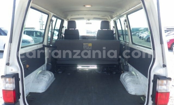 Buy Import Nissan Vanette White Car in Dar es Salaam in Dar es Salaam Buy Import Nissan Vanette White Car in Dar es Salaam in Dar es Salaam