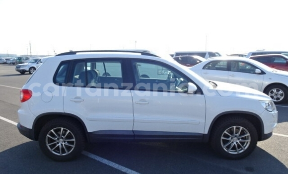 Buy Import Volkswagen Tiguan White Car in Dar es Salaam in Dar es Salaam Buy Import Volkswagen Tiguan White Car in Dar es Salaam in Dar es Salaam