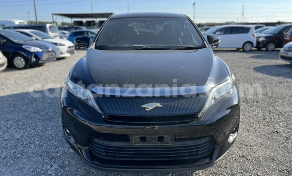 Nunua Imported Toyota Harrier Nyeusi Gari ndani ya Dar es Salaam nchini Dar es Salaam