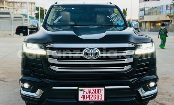 Nunua Imported Toyota Land Cruiser Nyeusi Gari ndani ya Dar es Salaam nchini Dar es Salaam Nunua Imported Toyota Land Cruiser Nyeusi Gari ndani ya Dar es Salaam nchini Dar es Salaam