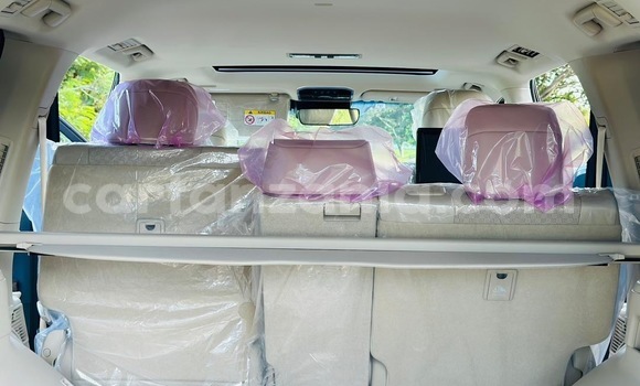 Nunua Imported Toyota Land Cruiser Nyeusi Gari ndani ya Dar es Salaam nchini Dar es Salaam Nunua Imported Toyota Land Cruiser Nyeusi Gari ndani ya Dar es Salaam nchini Dar es Salaam