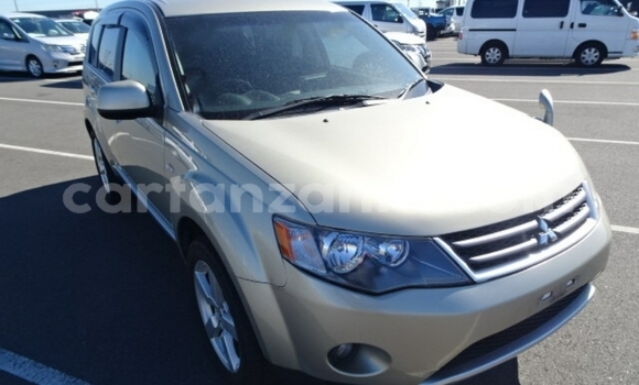 Nunua Imported Mitsubishi Outlander Beige Gari ndani ya Dar es Salaam nchini Dar es Salaam Nunua Imported Mitsubishi Outlander Beige Gari ndani ya Dar es Salaam nchini Dar es Salaam