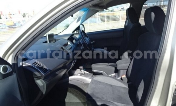 Nunua Imported Mitsubishi Outlander Beige Gari ndani ya Dar es Salaam nchini Dar es Salaam Nunua Imported Mitsubishi Outlander Beige Gari ndani ya Dar es Salaam nchini Dar es Salaam