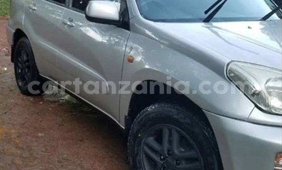Buy Used Toyota RAV4 Silver Car in Dar es Salaam in Dar es Salaam Buy Used Toyota RAV4 Silver Car in Dar es Salaam in Dar es Salaam