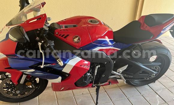Buy Used Honda CBR 1000 RR Red Bike in Arusha in Arusha Buy Used Honda CBR 1000 RR Red Bike in Arusha in Arusha