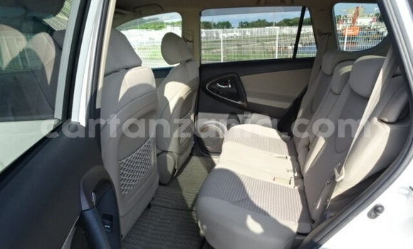 Buy Import Toyota Vanguard Other Car in Dar es Salaam in Dar es Salaam Buy Import Toyota Vanguard Other Car in Dar es Salaam in Dar es Salaam