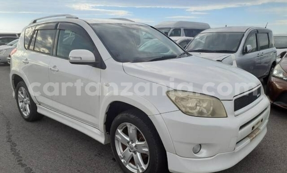 Nunua Imported Toyota RAV4 Nyekundu Gari ndani ya Dar es Salaam nchini Dar es Salaam Nunua Imported Toyota RAV4 Nyekundu Gari ndani ya Dar es Salaam nchini Dar es Salaam