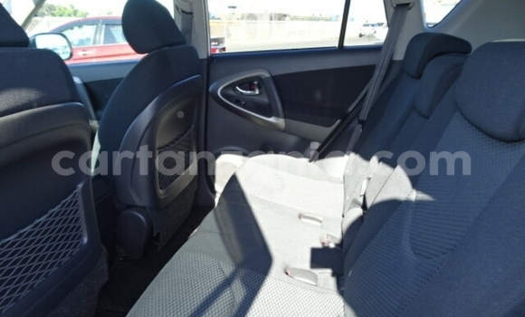 Nunua Imported Toyota RAV4 Nyekundu Gari ndani ya Dar es Salaam nchini Dar es Salaam Nunua Imported Toyota RAV4 Nyekundu Gari ndani ya Dar es Salaam nchini Dar es Salaam
