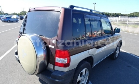 Nunua Imported Mitsubishi Pajero iO Brown Gari ndani ya Dar es Salaam nchini Dar es Salaam Nunua Imported Mitsubishi Pajero iO Brown Gari ndani ya Dar es Salaam nchini Dar es Salaam