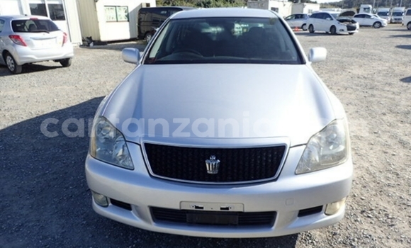 Buy Import Toyota Crown Silver Car in Dar es Salaam in Dar es Salaam