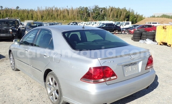 Nunua Imported Toyota Crown Fedha Gari ndani ya Dar es Salaam nchini Dar es Salaam Nunua Imported Toyota Crown Fedha Gari ndani ya Dar es Salaam nchini Dar es Salaam