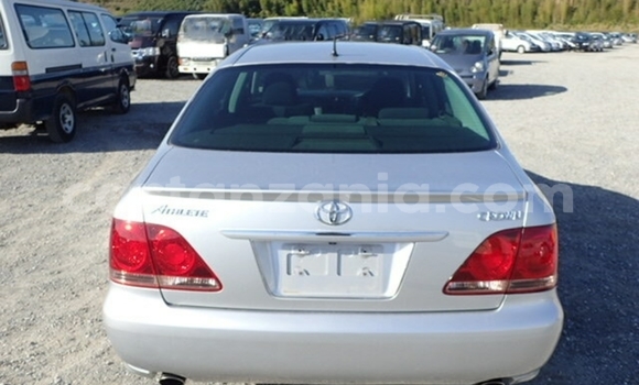 Nunua Imported Toyota Crown Fedha Gari ndani ya Dar es Salaam nchini Dar es Salaam Nunua Imported Toyota Crown Fedha Gari ndani ya Dar es Salaam nchini Dar es Salaam