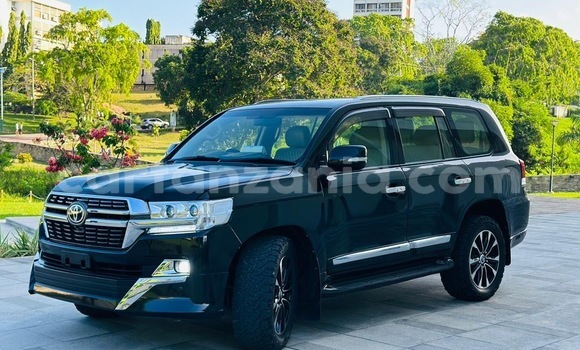Buy Used Toyota Land Cruiser Black Car in Dar es Salaam in Dar es Salaam Buy Used Toyota Land Cruiser Black Car in Dar es Salaam in Dar es Salaam