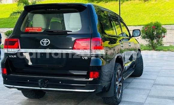 Buy Used Toyota Land Cruiser Black Car in Dar es Salaam in Dar es Salaam Buy Used Toyota Land Cruiser Black Car in Dar es Salaam in Dar es Salaam