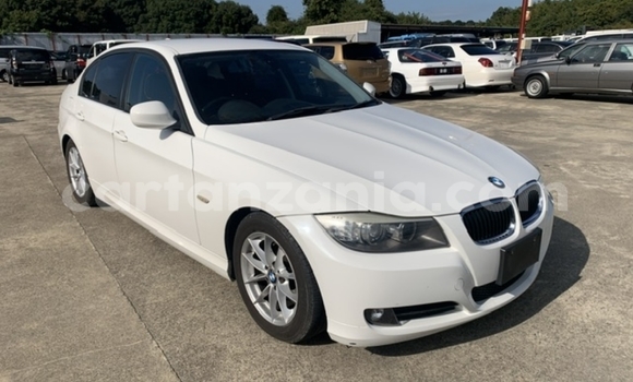Nunua Imported BMW 3–Series Nyeupe Gari ndani ya Dar es Salaam nchini Dar es Salaam Nunua Imported BMW 3–Series Nyeupe Gari ndani ya Dar es Salaam nchini Dar es Salaam