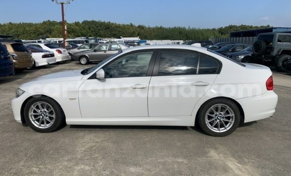 Nunua Imported BMW 3–Series Nyeupe Gari ndani ya Dar es Salaam nchini Dar es Salaam Nunua Imported BMW 3–Series Nyeupe Gari ndani ya Dar es Salaam nchini Dar es Salaam