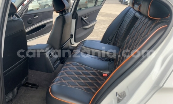 Nunua Imported BMW 3–Series Nyeupe Gari ndani ya Dar es Salaam nchini Dar es Salaam Nunua Imported BMW 3–Series Nyeupe Gari ndani ya Dar es Salaam nchini Dar es Salaam