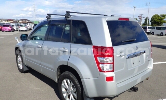 Nunua Imported Suzuki Escudo Fedha Gari ndani ya Dar es Salaam nchini Dar es Salaam Nunua Imported Suzuki Escudo Fedha Gari ndani ya Dar es Salaam nchini Dar es Salaam